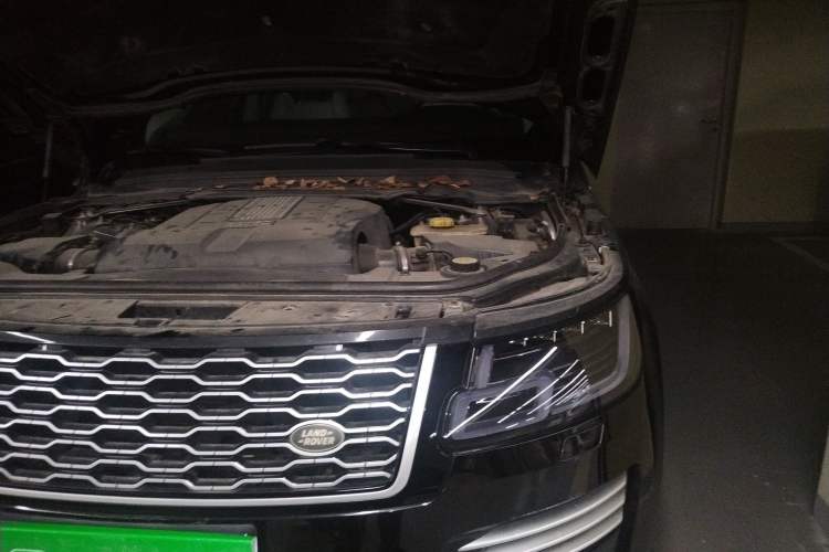 Used Land Rover Range 2013 NA 5.0 V8 Vogue SE
