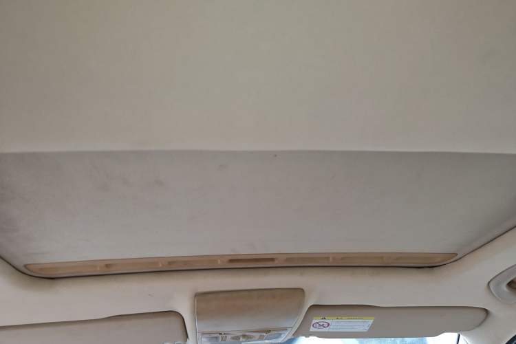 Used Volkswagen Lavida 2013 Restyled Classic 1.6L Manual Comfort Edition Headliner