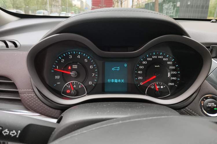 Used Chevrolet Malibu 2018 530T Automatic Luxury Edition Instrument Cluster