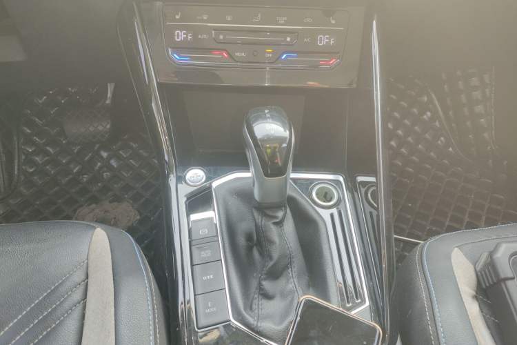 Used Volkswagen Tayron GTE Plug-in Hybrid 2020 1.4T Luxury Model Gear Lever