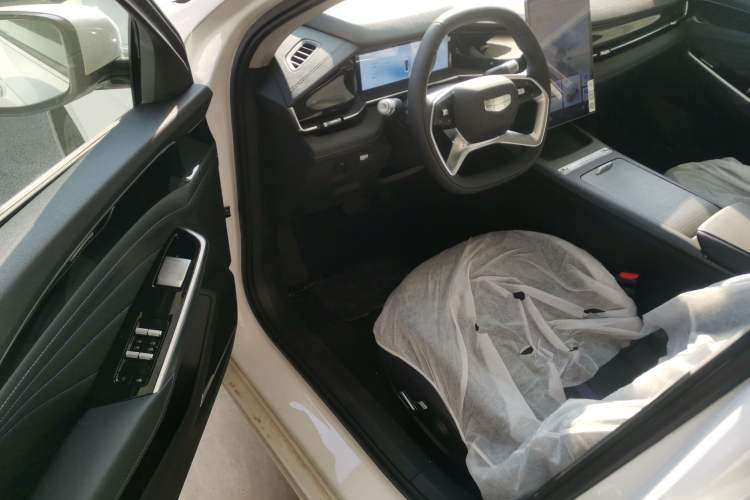 Used Geely Auto Preface L 2024 Zhiqing 1.5TD Galaxy Edition