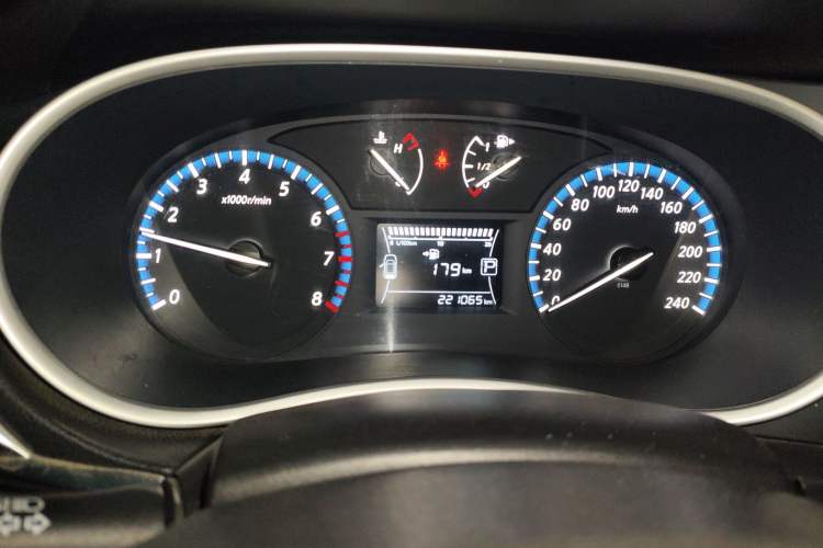 Used Venucia T90 2017 2.0L CVT Smart Edition Instrument Cluster