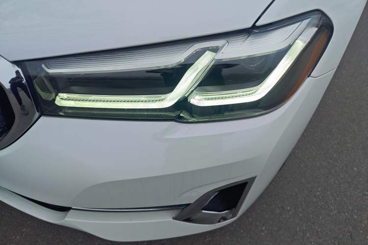 Used BMW 5 Series 2022 Second Facelift 530Li Luxury Edition Premium Package