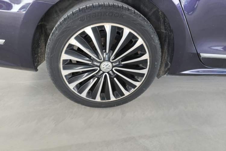 Used Volkswagen Passat 2016 380TSI DSG Ultimate Edition Exterior 5