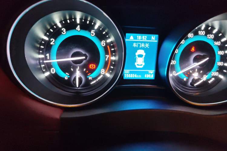 Used Haval H1 2015 1.5L AMT Luxury Model