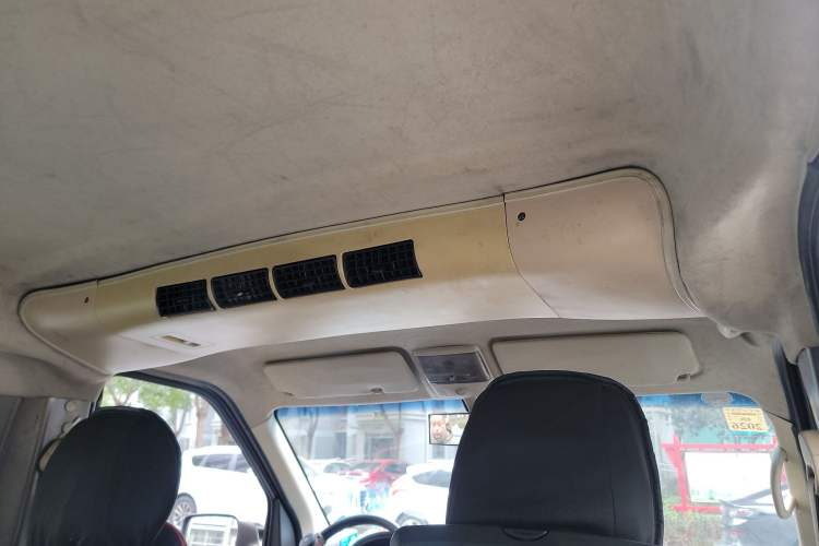 Used Chana Ruixing M90 2017 2.0L Value Edition 6-Seater Hatchback 4G94S