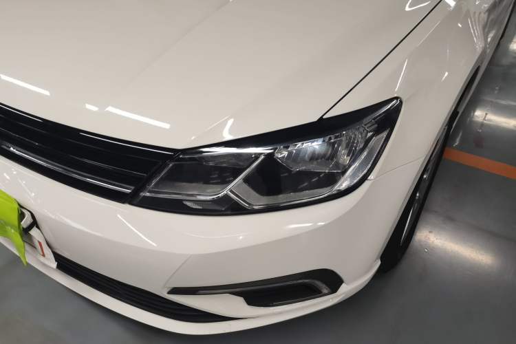 Used Volkswagen Lamando 2017 230TSI DSG Fashion Edition
