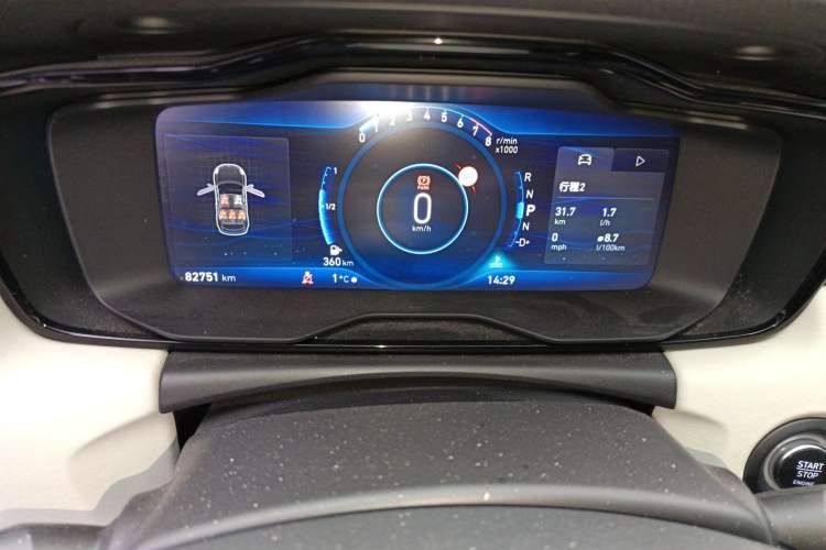 Used Lynk & Co 02 2018 1.5T DCT Two-Wheel Drive Zhaopu Version China V Standard
