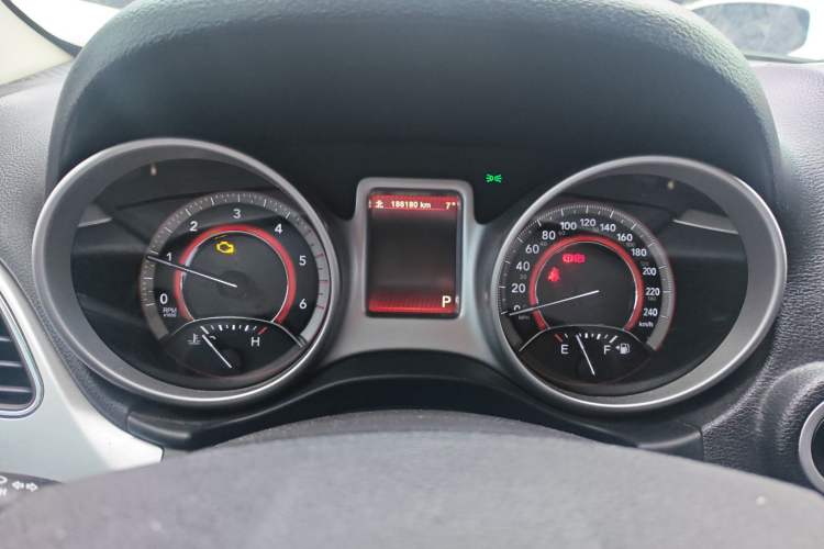 Used Dodge Journey 2015 2.0TD Four-Wheel Drive Luxury Edition
