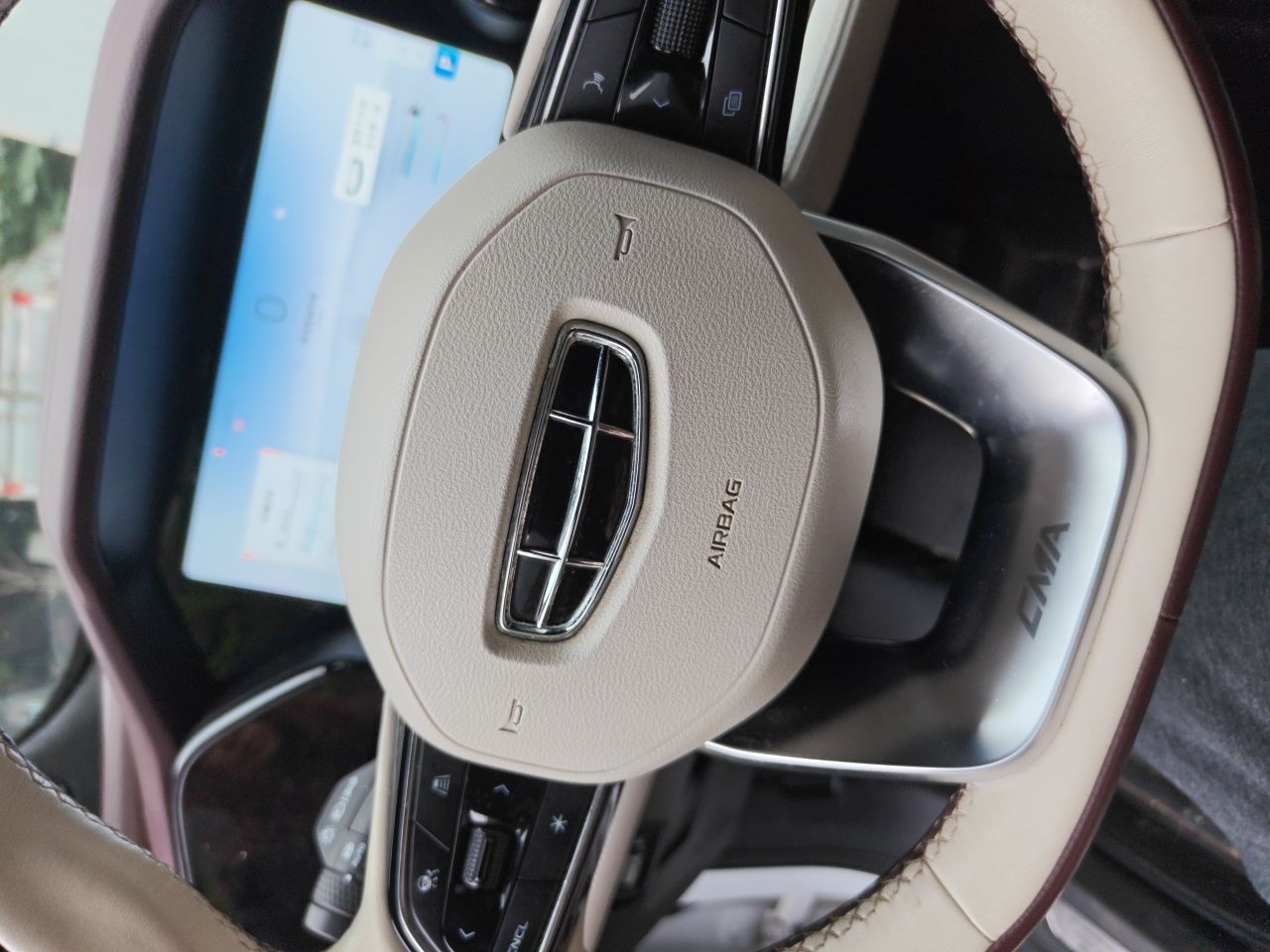 Geely Auto Monjaro L 2021 2.0TD DCT EVO Two-Wheel Drive Prestige Version — снимка 20