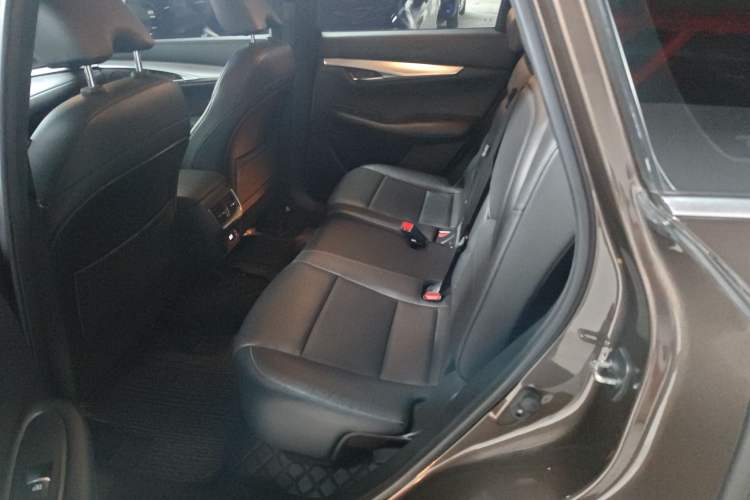 Used Infiniti QX50 2018 2.0T Four-Wheel Drive Elite Edition Left Rear Seat