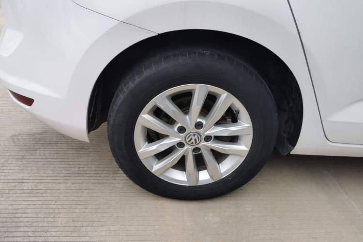 Used Volkswagen Touran 2018 Volkswagen Touran L 280TSI DSG Comfort Edition 7 Seats China VI Standard
