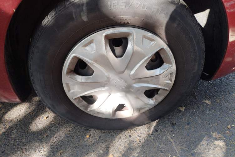 Used MG 3 2016 1.3L AMT Comfort Edition Right Front Wheel Hub