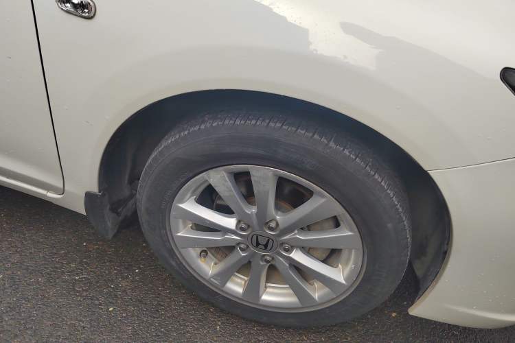 Used Honda Civic 2014 1.8L automatic comfort version
