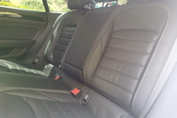 Used Volkswagen FAW-Volkswagen CC 2021 380TSI Striking Edition
