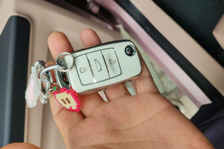 Used Geely Galaxy Panda 2024 Panda Mini 200km Endurance Bear Vehicle Key