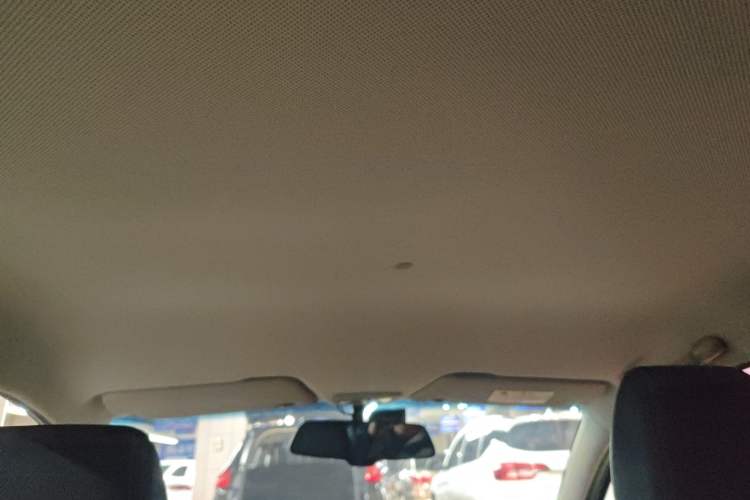 Used Baojun 310 2017 1.5L Automatic Fashion Model