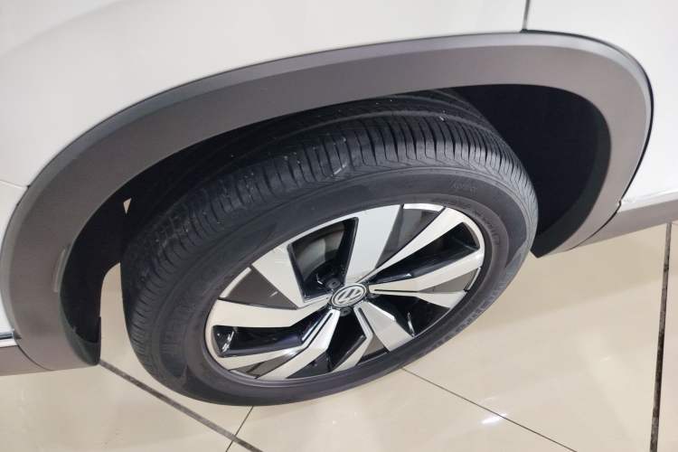 Used Volkswagen Tayron 2020 280TSI Two-Wheel Drive Luxury Connect Edition