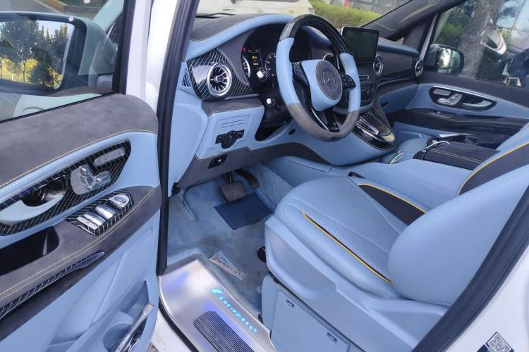 Used Mercedes-Benz Vito 2016 2.0T Elite Edition
