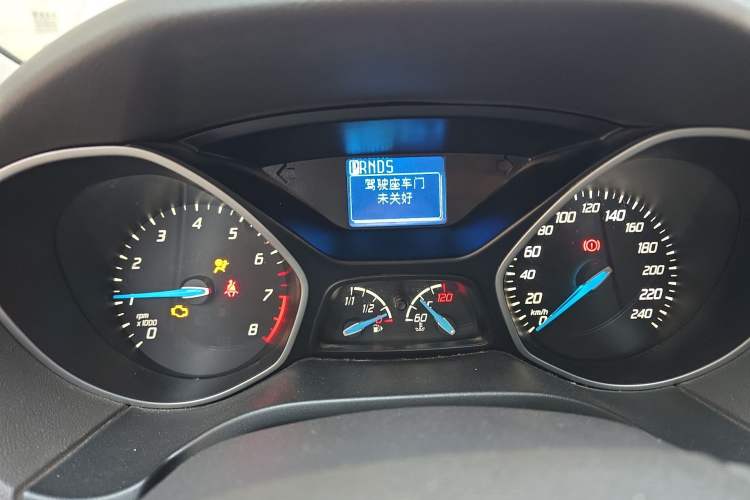 Used Ford Focus 2012 Sedan 1.6L Automatic Comfort Model
