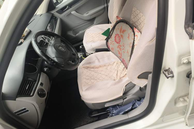 Used Volkswagen Bora 2013 1.6L Manual Fashion Edition