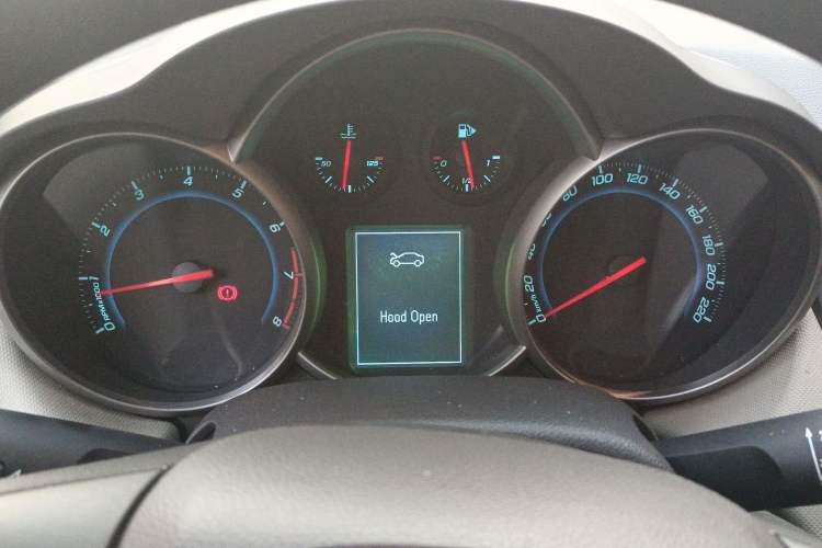 Used Chevrolet Cruze 2015 1.5L Classic SE MT