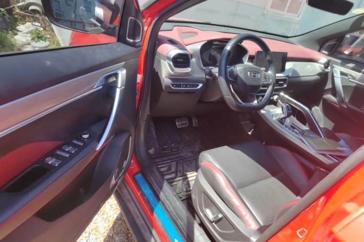 Used Geely Auto Coolray 2019 Sport Model 260T DCT Battle China V Standard