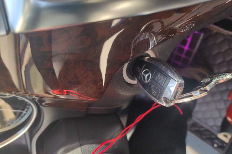 Used Mercedes-Benz M-Class 2014 ML 400 4MATIC Luxury Model