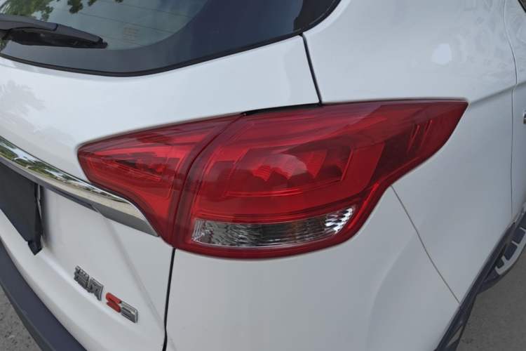 Used JAC Group Refine S3 2017 1.5L Manual Luxury Model
