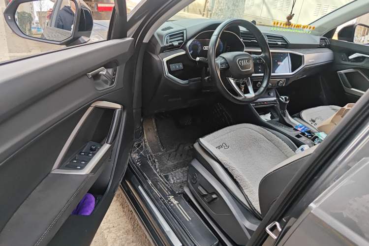 Used Audi Q3 2021 35 TFSI Progressive Dynamic Edition