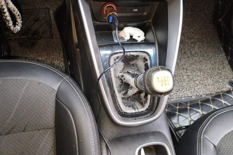 Used Baojun 510 2017 1.5L Manual Fashion Model
