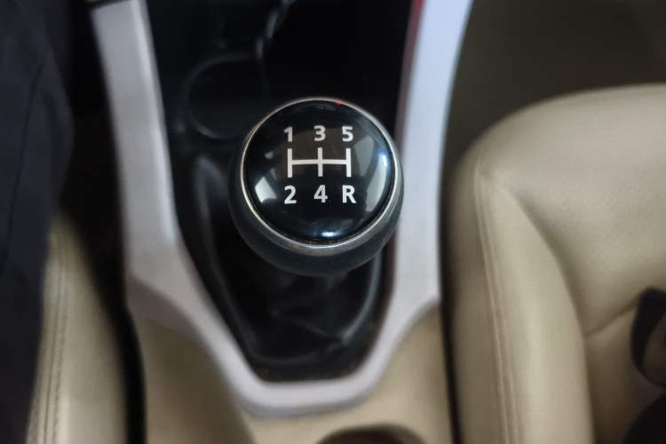 Used Soueast V5 Lingzhi 2012 1.5L Manual Flagship Edition
