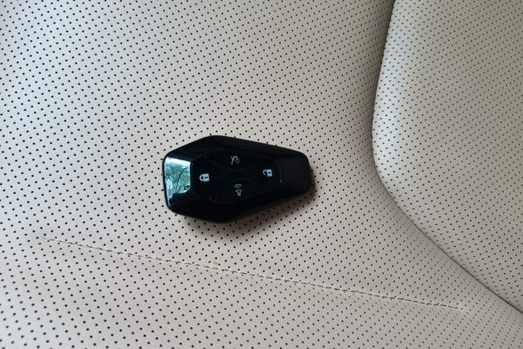 Used ARCFOX Alpha T5 2025 520 MAX Vehicle Key