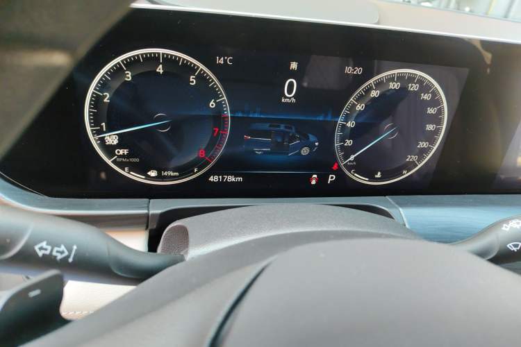 Used Buick GL8 2022 ES Landtrek 653T Comfort Edition