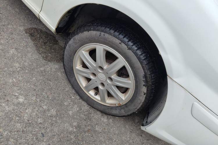 Used Citroen Elysee 2013 Sedan Classic 1.6L Manual Tech Edition