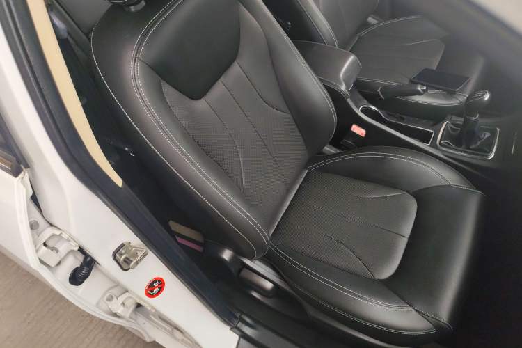 Used Geely Auto Emgrand 2017 Sedan Million Edition 1.5L Manual - Upward Version