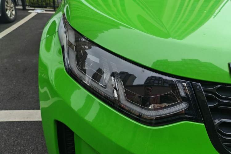 Used Land Rover Discovery Sport 2020 249 PS R-Dynamic Performance Edition
