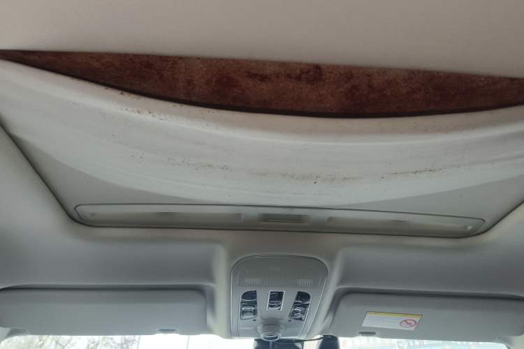 Used Haval H2 2016 Red Label 1.5T Automatic Two-Wheel Drive Elite Model Headliner