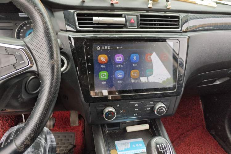 Used Dongfeng Fengon 580 2016 1.5T Manual Luxury Edition
