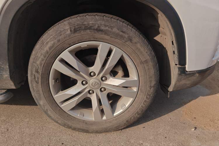 Used CHANGAN CS75 2017 Shangkui Edition 1.5T Automatic Sharp Model
