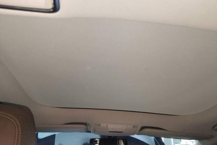 Used Mercedes-Benz E-Class 2023 Updated E 300 L Luxury Edition Headliner