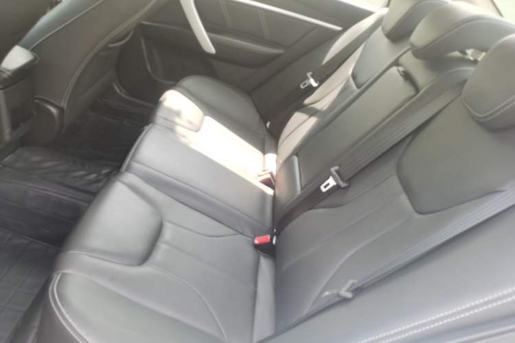 Used Geely Auto Emgrand 2017 Sedan Million Edition 1.5L Manual - Upward Version Left Rear Seat