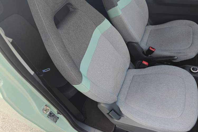 Used Wuling Hongguang MINIEV 2022 Macaron Premium Model – Lithium Iron Phosphate