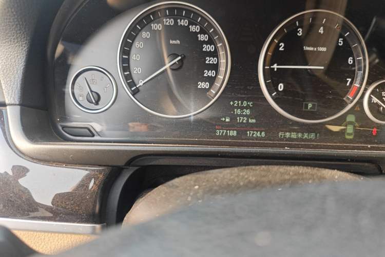 Used BMW 5 Series 2012 523Li Luxury Model