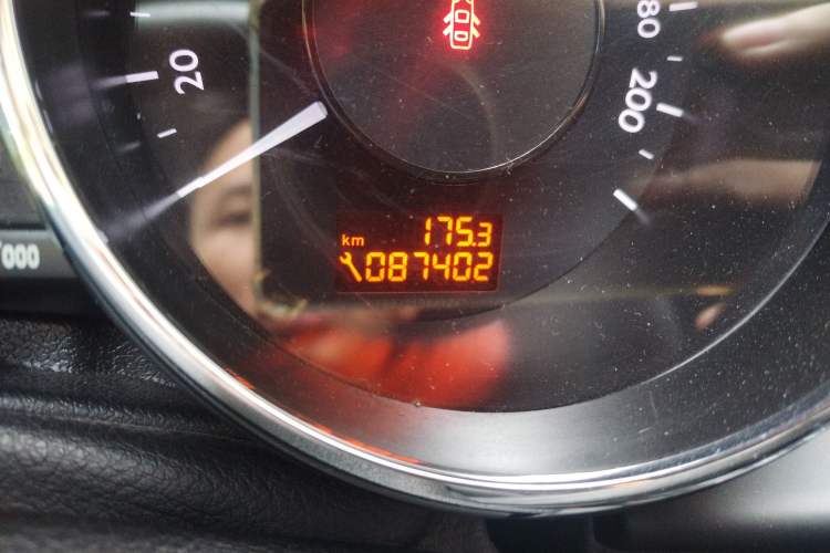 Used Peugeot 3008 2015 1.6THP Automatic Classic Edition