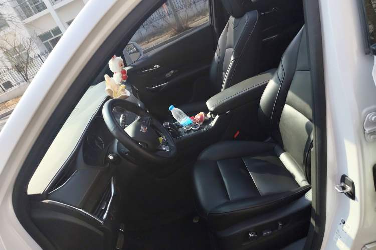 Used Cadillac XT4 2018 28T Two-Wheel Drive Luxury Sport Model
