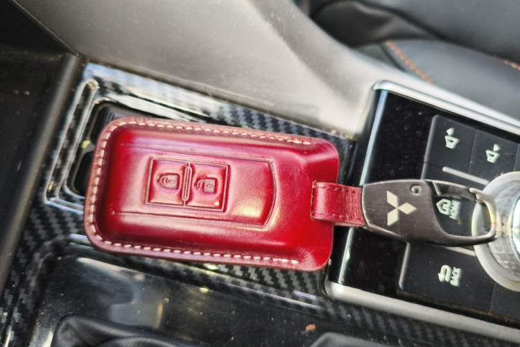 Used Mitsubishi Eclipse Cross 2018 1.5T CVT Two-Wheel Drive Dream Edition Vehicle Key