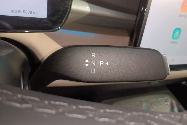 Used BYD Dolphin 2025 Intelligent Driving Version 410 km Fashion Edition
