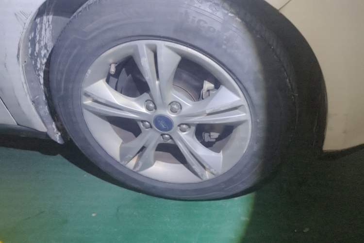 Used Ford Focus 2012 Hatchback 1.6L Automatic Fashion Edition
