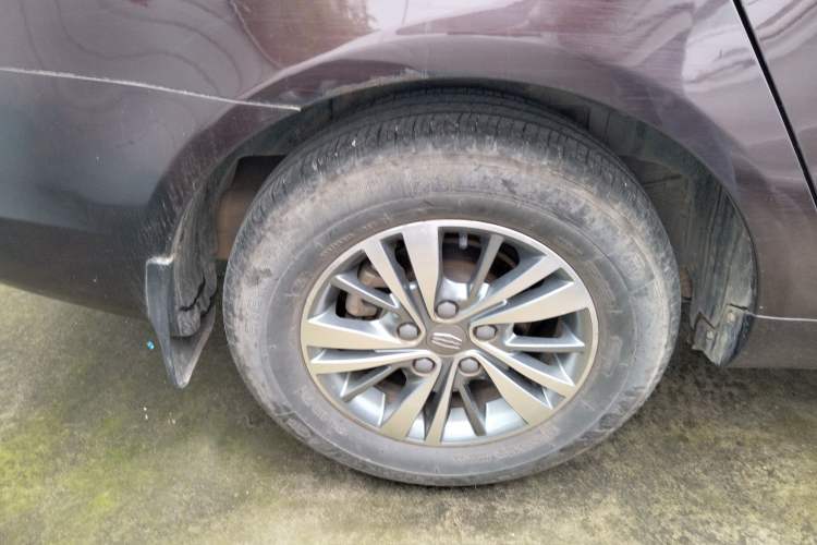 Used Geely Auto Emgrand 2018 1.5L Manual Luxury Model Right Rear Wheel Hub